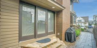8 Ortley Avenue Gallery 40
