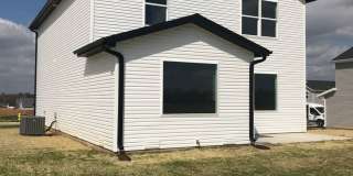 Executive Rental - 4 Bedroom 2.5 Baths Gallery 4