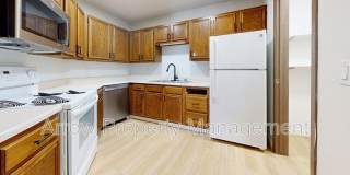 205 E Arbor-211G Gallery 1
