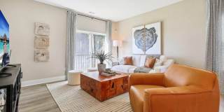 111 CHARING CROSS Drive Gallery 10