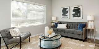 7 at Seven Gallery 9