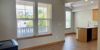 Desirable Downtown Poulsbo Place condo Gallery 8
