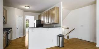 1798 Oakbrook Lane NW Gallery 14
