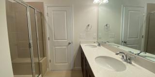 Room for Rent in 3 Bedroom Townhome at 1103 Johns Walk Way Gallery 32