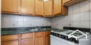 7462 North Ashland Gallery 1