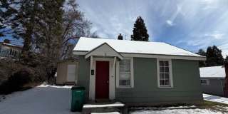 Hard to find 1 bdrm, 1 bath house close to OIT and Sky Lakes Medical Ctr Gallery 1