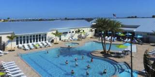 211 NE Coastal Gallery 11