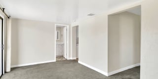 544 W 17th Pl Gallery 12