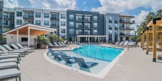 Lyra by Radius Gallery 1