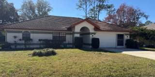 Immaculate and Newly Remodeled 4 bed 2 bath in Pine Lakes Gallery 1