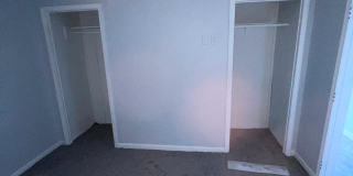 1713 West Oak Street Gallery 6