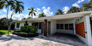 317 NW 26TH Court Gallery 1