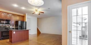 25859 KIRKWOOD Square Gallery 16