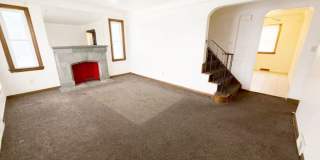 3 BED, 1 BATH BEAUTIFUL SINGLE-FAMILY HOME IN GARFIELD HEIGHTS! Gallery 1