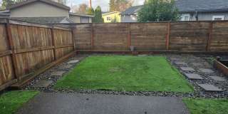 Spacious 4BR House in Cornelius Gallery 25