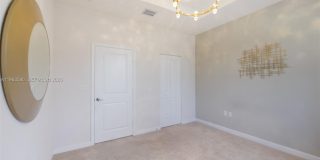 20814 NE 5th Ct Gallery 22