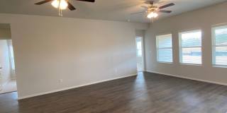 NOW PRE-LEASING — Charming 3-Bedroom | 2-Bath Home in Regency Park Gallery 9