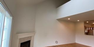 Harrison Place Condo is a beautiful property located on a quiet cul-de-sac. Gallery 9