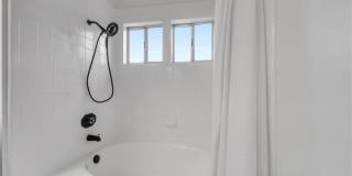 3122 E Genoa Gallery 21