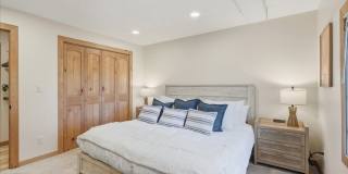 Luxury Lakefront House - Fully Furnished Gallery 15