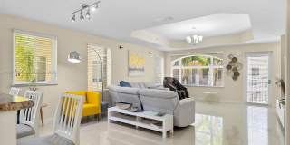 18413 NE 27th Ct Gallery 8