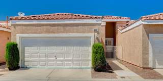 Elegant Single Story Townhouse Elegant Single Story Townhouse Gallery 1