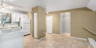 2bd/1.75ba Bellevue Condo Gallery 9
