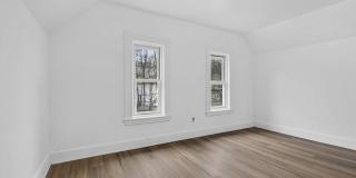 166 Elliot St Gallery 10