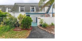 3912 SW 67th Ter 3912 SW 67th Ter Gallery 1