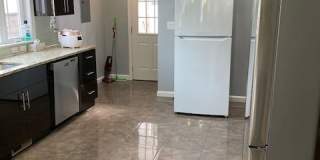 14 Aberdeen Avenue Gallery 37