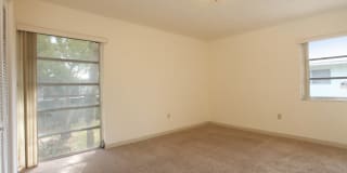 Lindru Gardens Gallery 13