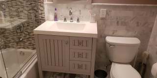 100 W Broadway unit: 7L Gallery 22