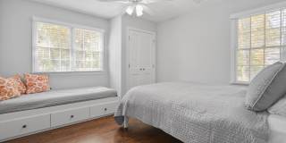 344 Euclid Avenue Gallery 18