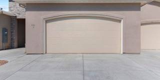 581 West Indian Creek Drive Gallery 1