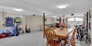 222 Hiering Avenue Gallery 16