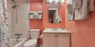 935 S Atlantic Avenue unit: 102 Gallery 20