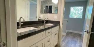 Tahoe Park 2 Bedroom Near UC Davis Med Center Gallery 16