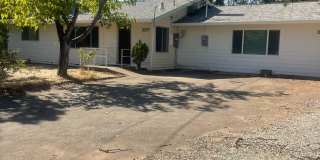 3 BED 1 BATH HOUSE WITH A FENCED BACKYARD Gallery 1