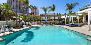 Axiom La Jolla Gallery 17