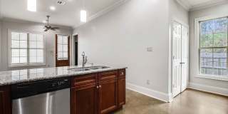 FOR RENT in LAFAYETTE! Gallery 7