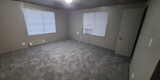 4 bedroom, 1.5 baths Gallery 9