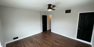 382 N Champion Ave Gallery 13