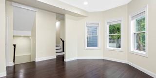 77 Winchester St Gallery 39