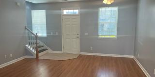 ** 1 Month Free Rent** Beautiful 3 Bedroom/ 2.5 Bath Unfurnished Townhouse in Wellstone! Gallery 3