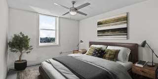 United Jewelers and Lee Hardware Apartments Gallery 16