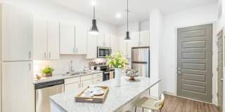 The Samford Glenn Gallery 17