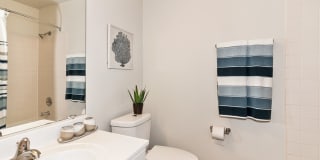 The Monroe Gallery 8