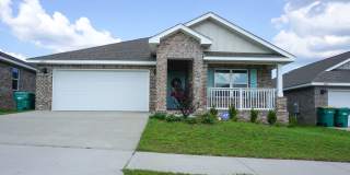 4703 Airmen Drive Gallery 1