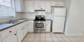 2 BED/1 BATH COMING SOON! Gallery 6