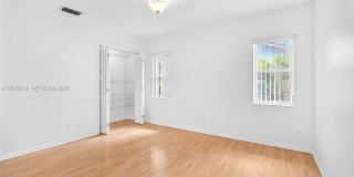 3441 N Hills Dr Gallery 24